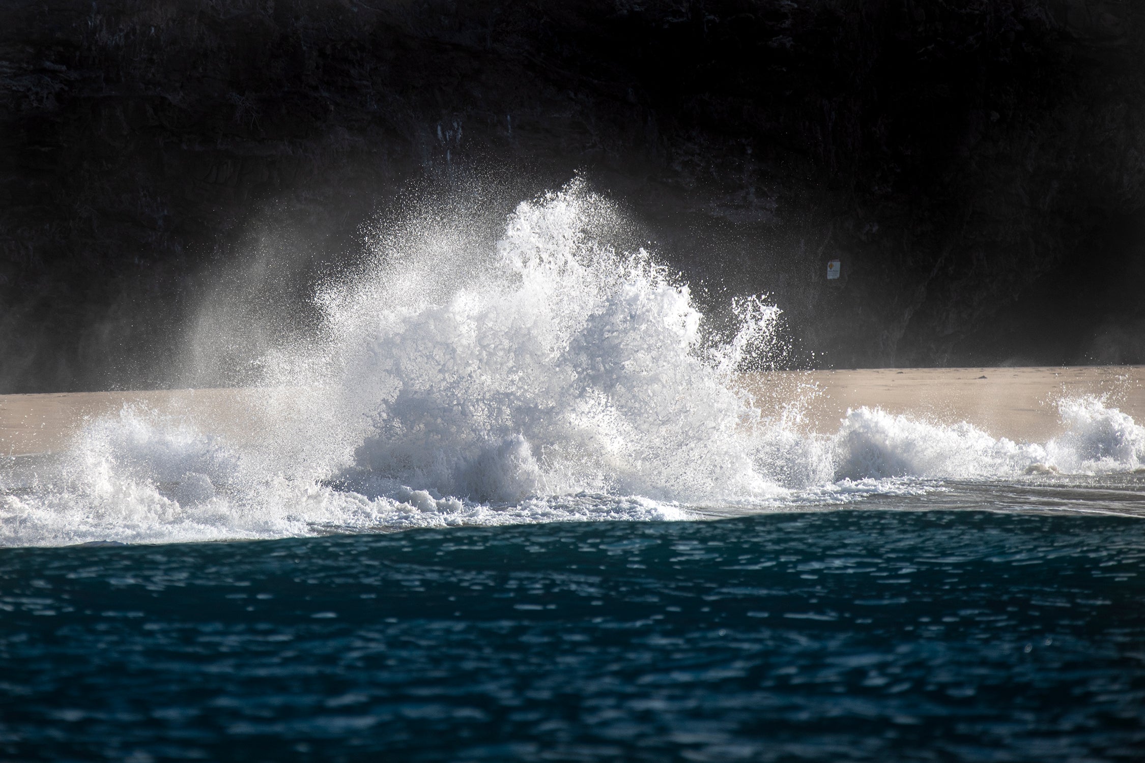 Exploding Wave Exploding Wave - Willo & Felix Fine Art